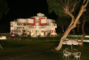 Отель Karni Bhawan Palace - Heritage  Чаукунти Мохолла